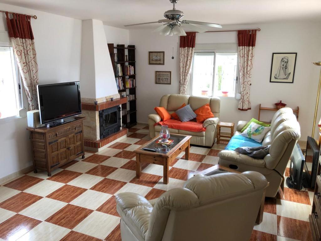 Villaer Casa De Rosas Málaga